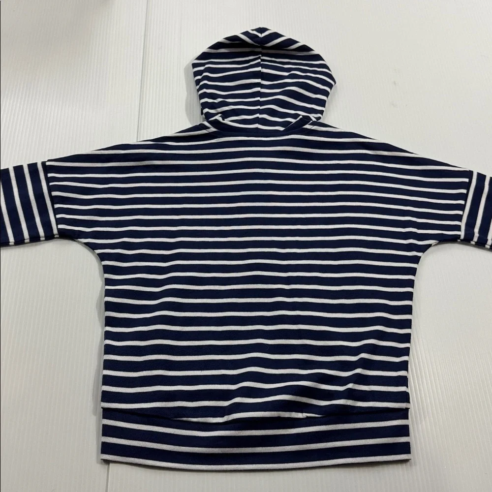 B84. NWT Kids Gymboree Navy &‎ White Striped Hoodie (S 5/6)